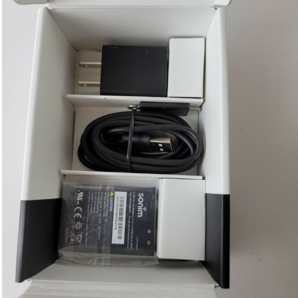 Sonim XP3 XP3800 Flip Phone - Picture 3 of 4